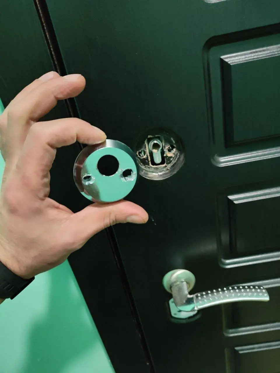 Ремонт и замена замка